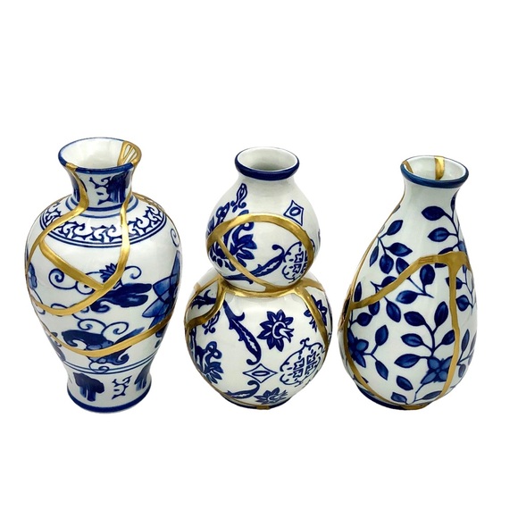 Kintsugi Vase Set Bombay Blue and White Porcelain Gold Crack Growth Gift - Picture 9 of 17